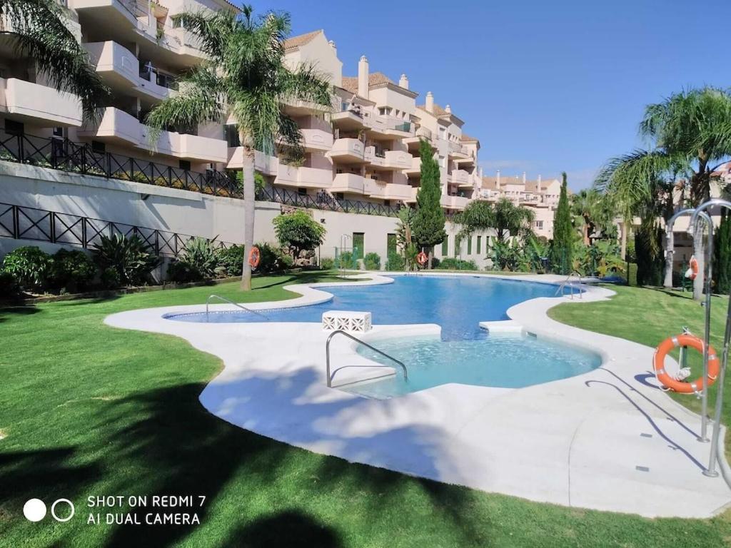 Duquesa Fairways, A Spacious Apartment With Fabulous Views And Facilities マニルバ エクステリア 写真